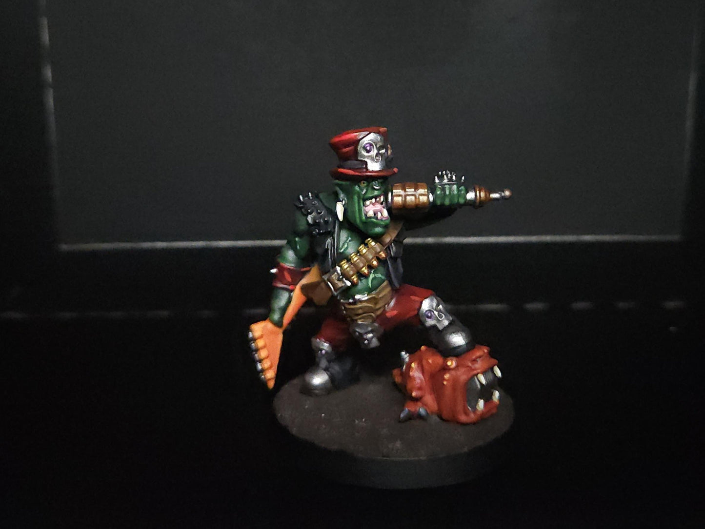 Goff Rocker - Hand-painted Wahammer 40k Miniature